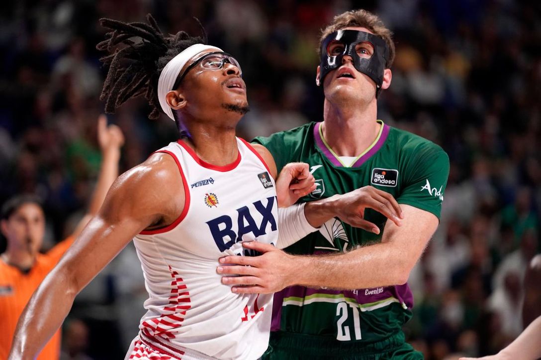 Unicaja 95 - 100 BAXI Manresa: Una reacción tardía no es suficiente para Unicaja