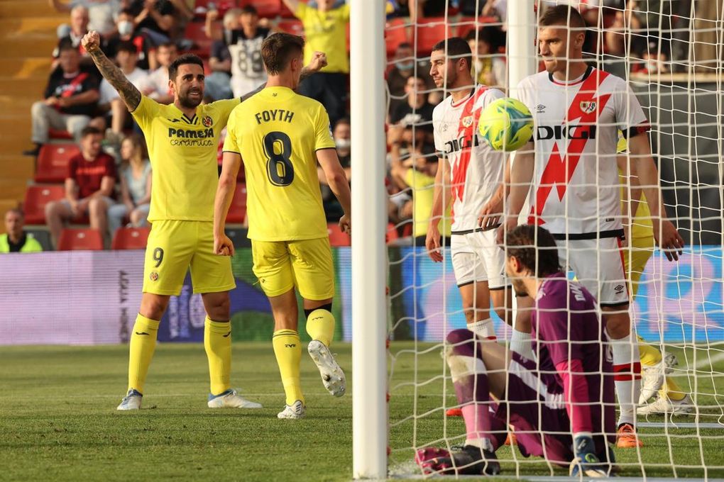1-5: El Villarreal asalta Vallecas y mantiene la pelea por la Europa League