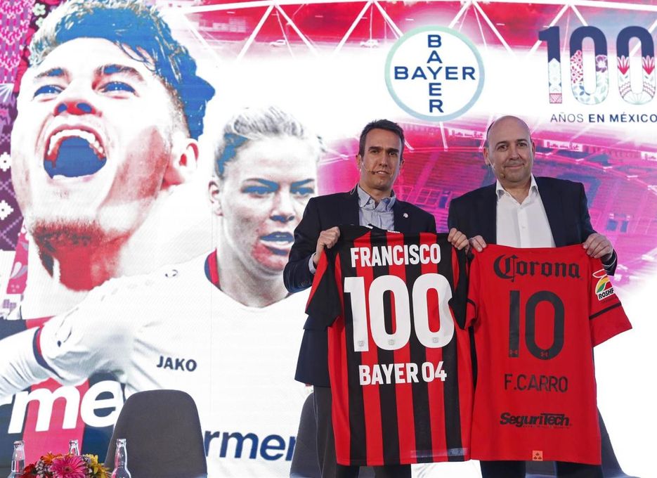 Fernando Carro: ?Queremos que el Bayer se relacione con el fútbol mexicano?