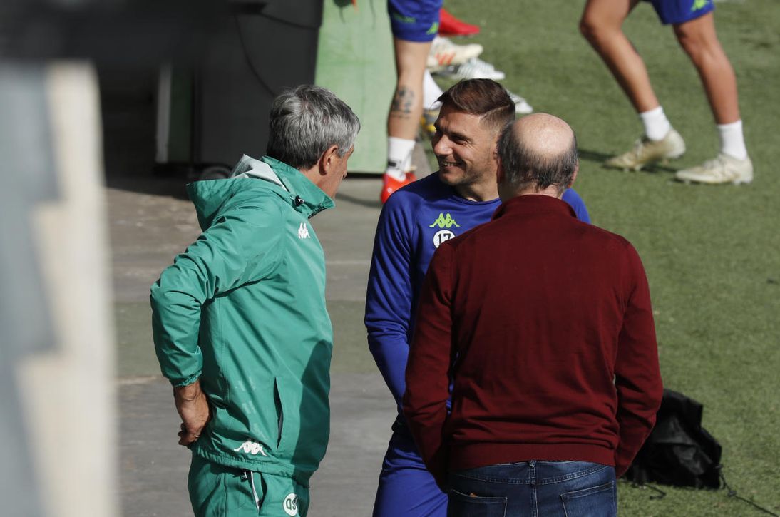 Setién 'vuelve' del retiro para posicionarse por Pellegrini