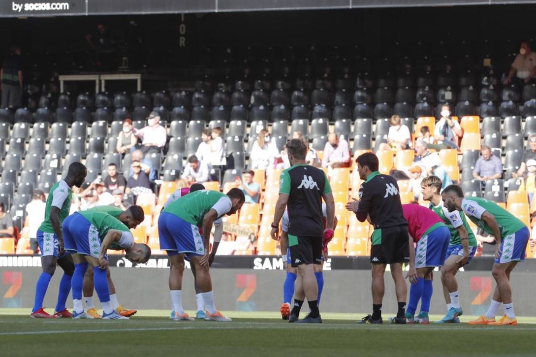 La lista de convocados del Betis para un día de despedidas