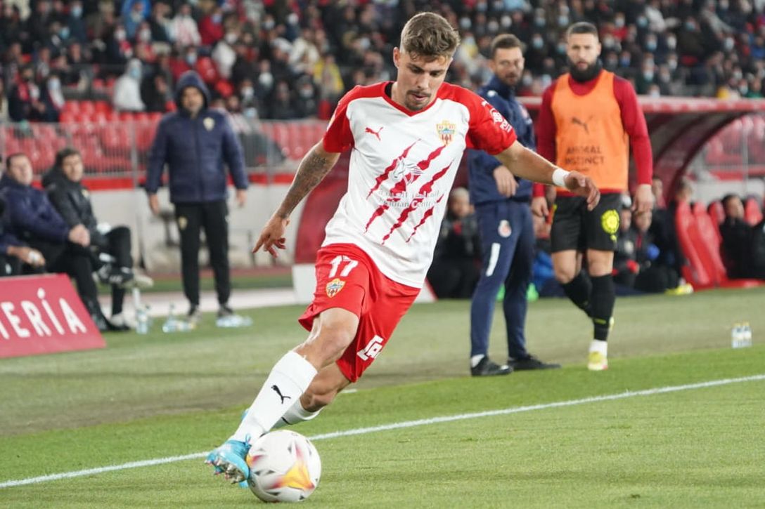 La primera venta del Sevilla de este mercado es inminente