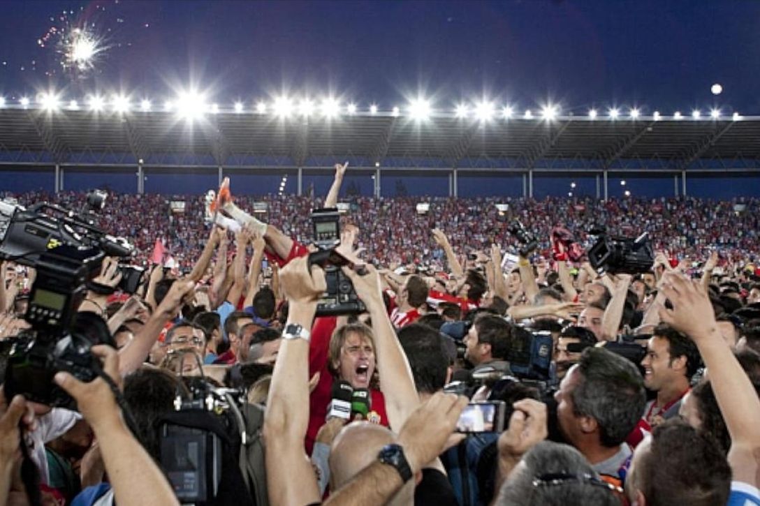 Una invasión de campo suspendería la celebración del ascenso del Almería y traería graves consecuencias