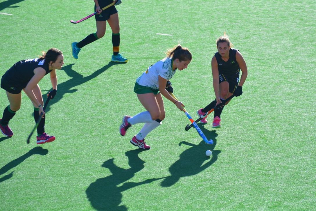 El Uni, subcampeón de Andalucía de hockey hierba