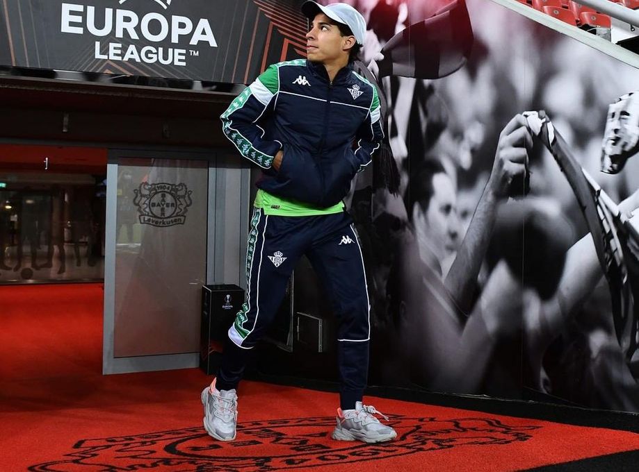 Leverkusen y la Bundesliga, vías de escape para Diego Lainez