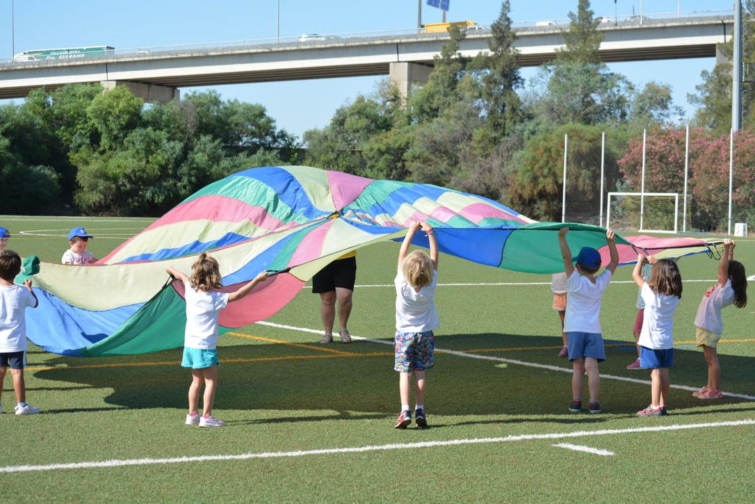 Celebra tu cumpleaños en el CDU Los Bermejales