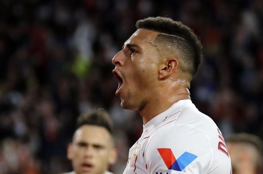 Diego Carlos se moja con Lopetegui, con la afición y con la temporada del Sevilla