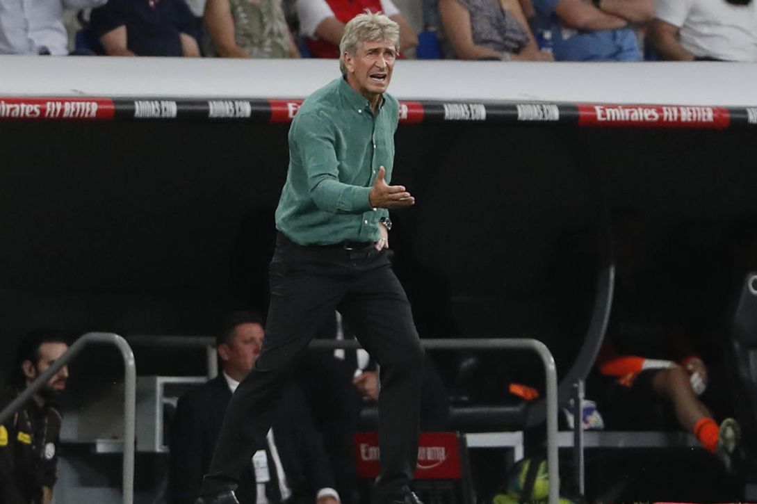 El "sobresaliente" de un "orgulloso" Pellegrini que pide un esfuerzo a la directiva del Betis