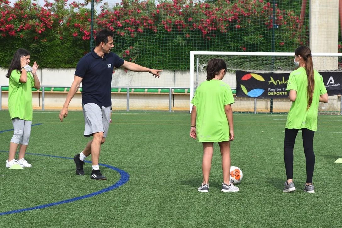Carlos Marchena: "Nunca he sido el mejor en nada, pero sí he sabido fijarme en lo que hacían bien otros compañeros"