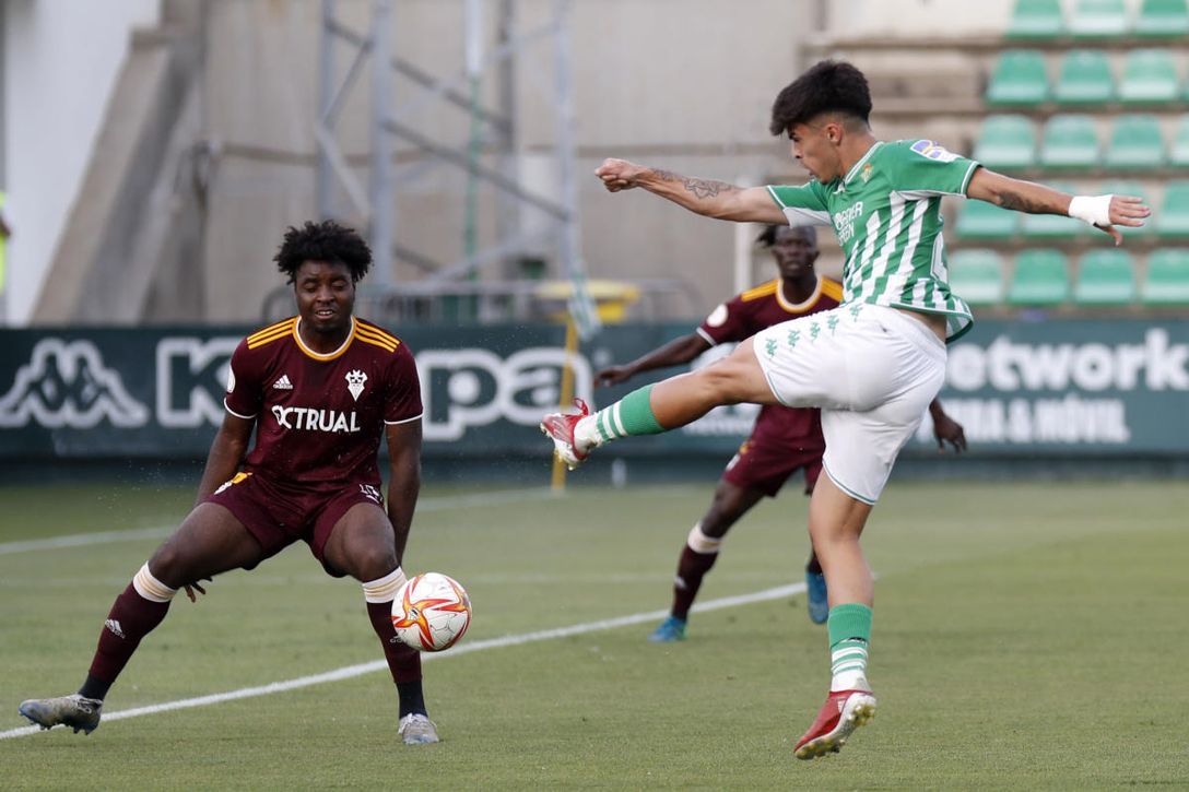 Betis Deportivo 0-2 Albacete: La despedida de Los Bermejales, acorde al resto del curso