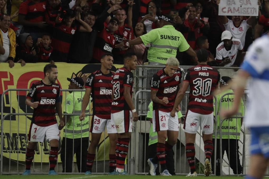 El Flamengo aparca su crisis de vestuario con un triunfo en la Liga brasileña