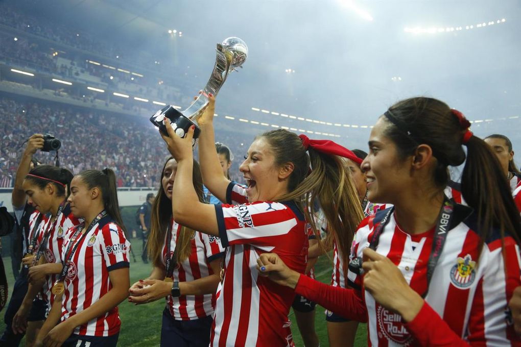 Las Chivas del Guadalajara, campeonas de la Liga femenina del fútbol mexicano