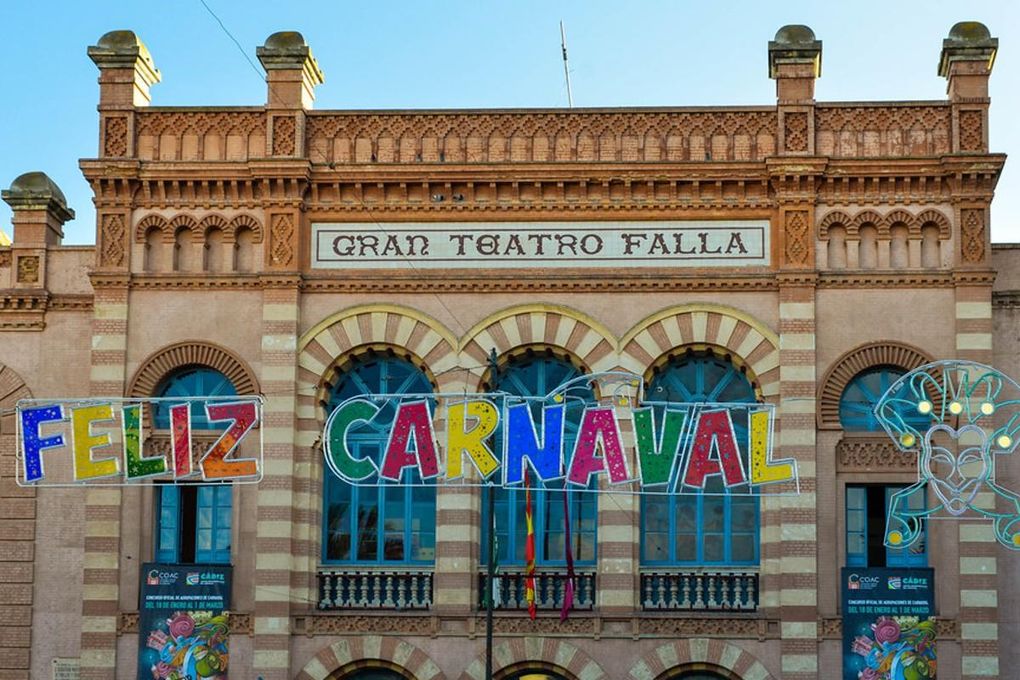 Clasificados, fechas, horarios y orden de actuación para las semifinales del carnaval de Cádiz 2022