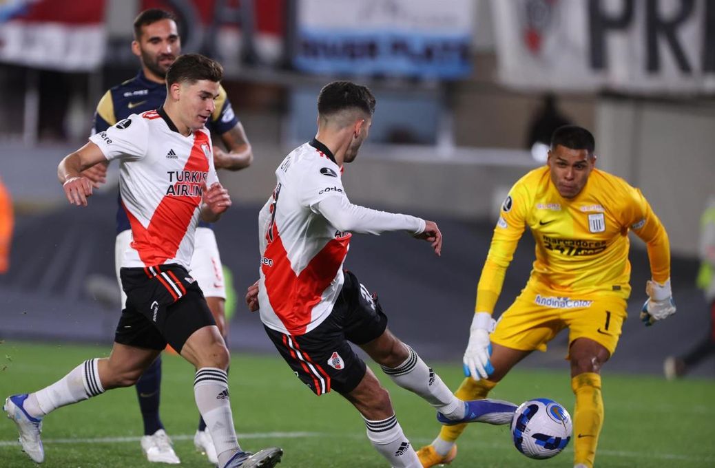 8-1. Álvarez anota seis goles de récord para la goleada de River ante Alianza