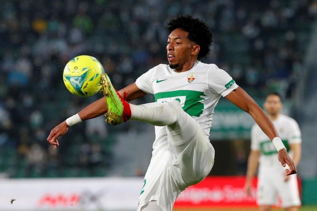 Turquía le ofrece una solución al Sevilla para la llegada de Mojica