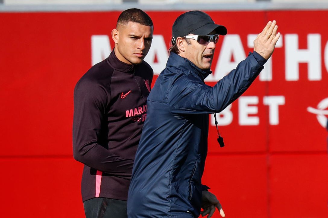 El Aston Villa deja sin Diego Carlos a Lopetegui... y también a Luis Enrique