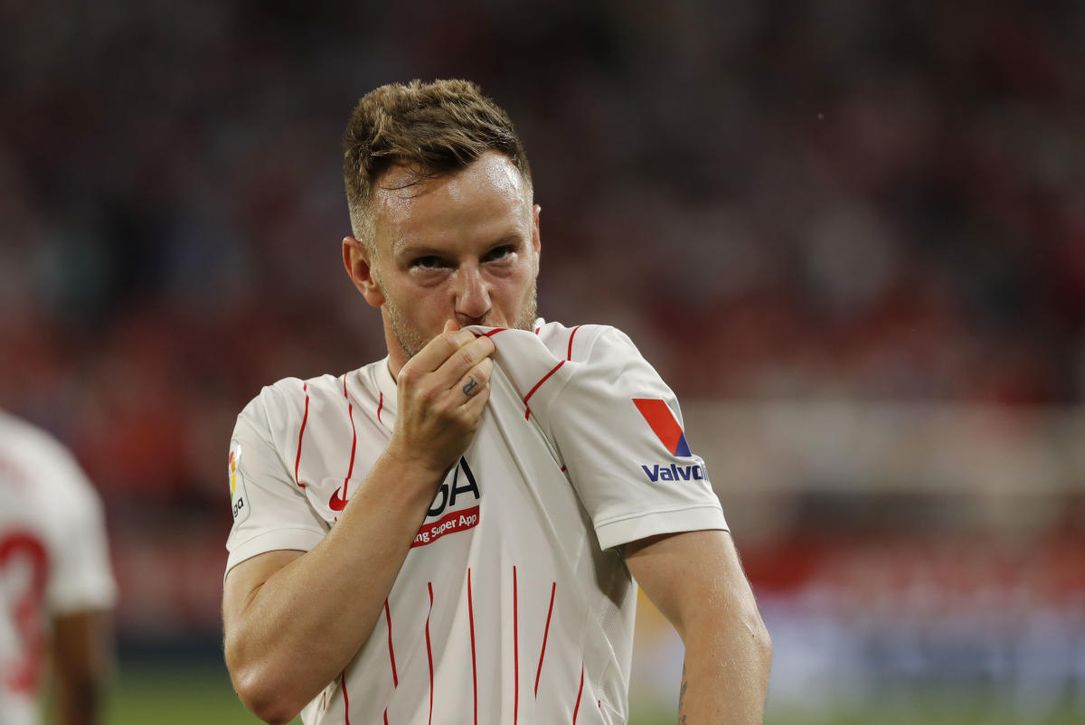 Rakitic, las críticas a su rendimiento, su edad y la posibilidad de renovar con el Sevilla FC