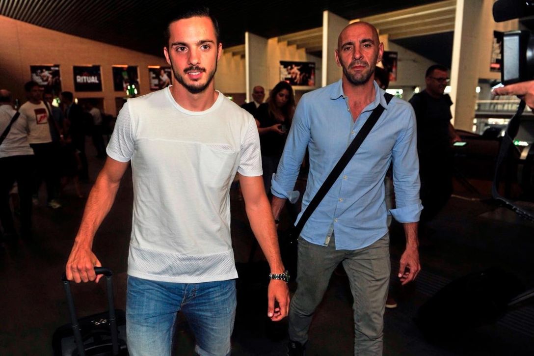 El Sevilla devuelve el guiño a Sarabia y la afición se ilusiona con una posible vuelta