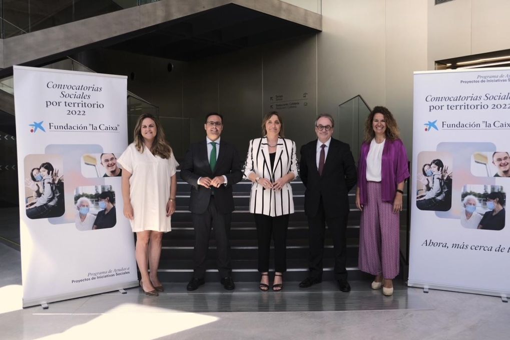 La Fundación "la Caixa" lanza la Convocatoria de ayudas sociales Andalucía 2022 con una dotación de 7,5 millones de euros