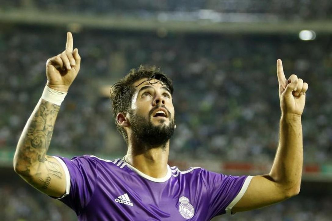 Mendes tira de Isco para Italia y el malagueño, para el Sur