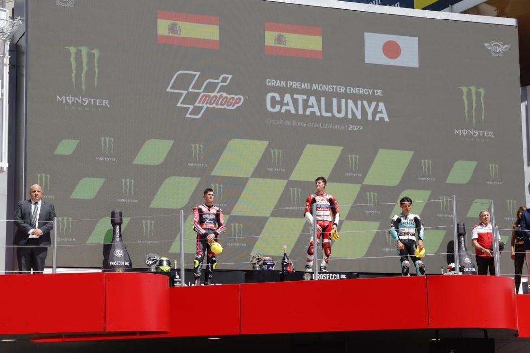 David Muñoz hace historia en Montmeló para el motociclismo sevillano