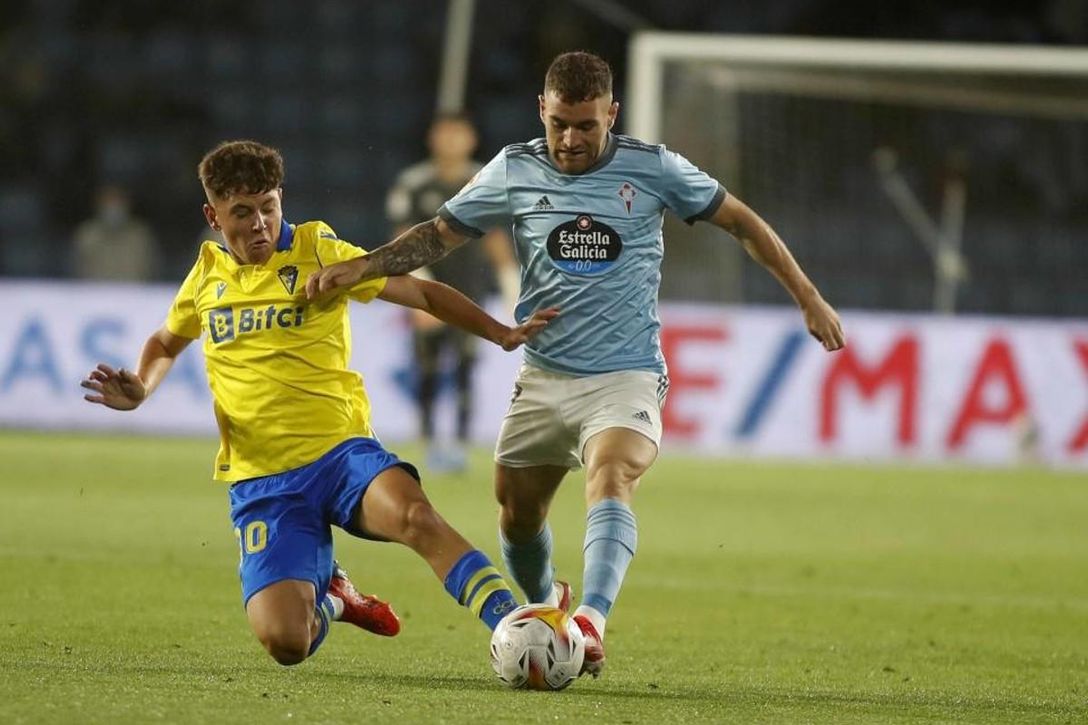 Álvaro Bastida vuelve a vestir los colores de La Roja