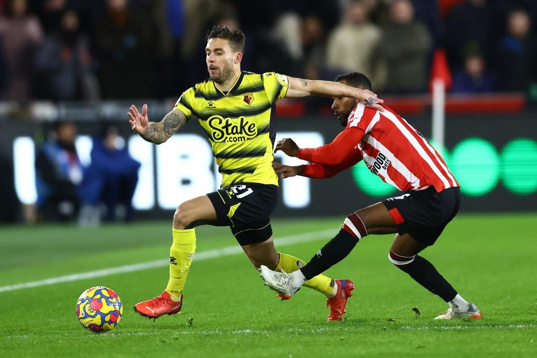 La ventaja que tiene el Almería en la carrera por Kiko Femenía, que ve "muy atractivo" el interés