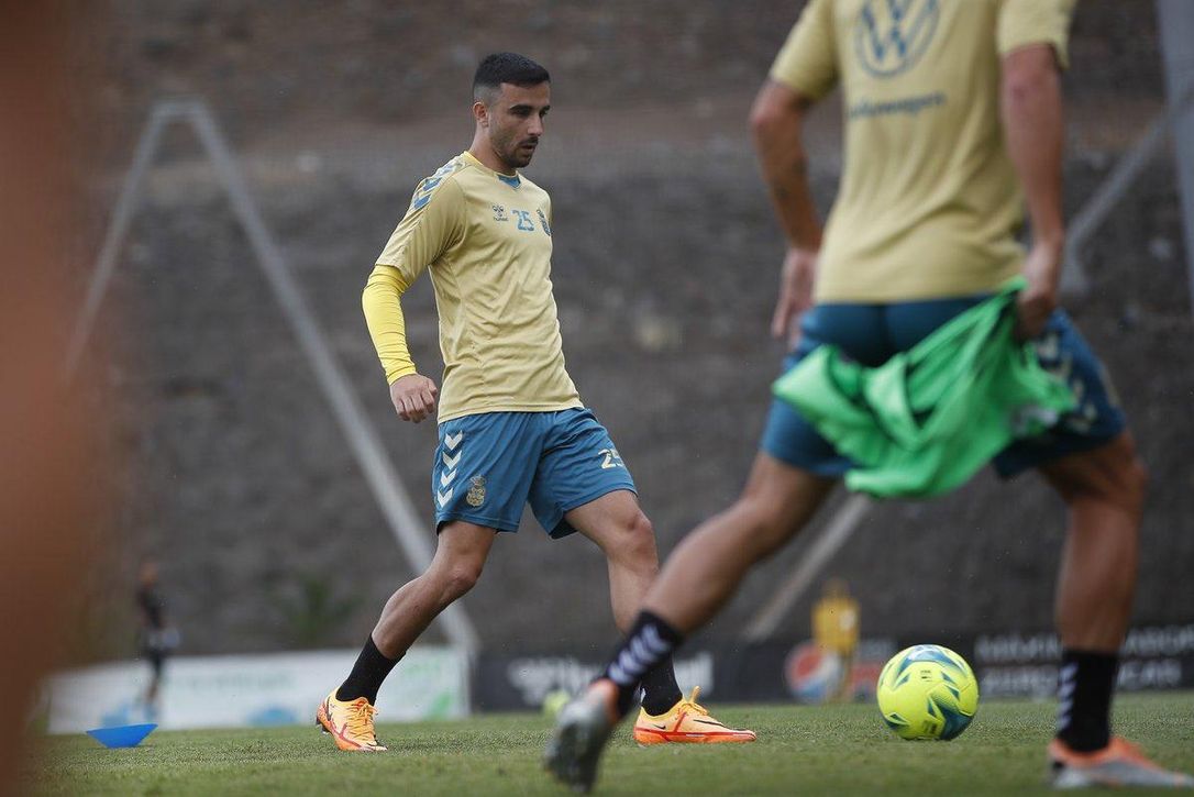 Opiniones no tan encontradas sobre el futuro de Rober en el Betis