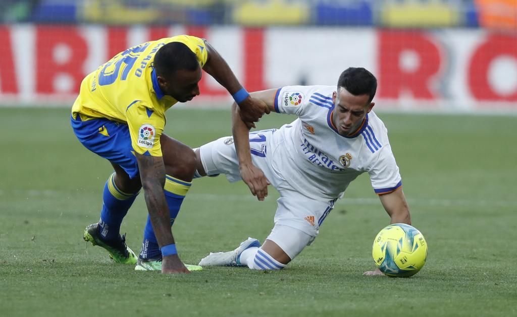 Akapo y el Cádiz, cerca de llegar a un acuerdo para la renovación