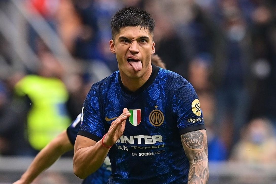 Betis y Sevilla, con un viejo conocido sobre la mesa