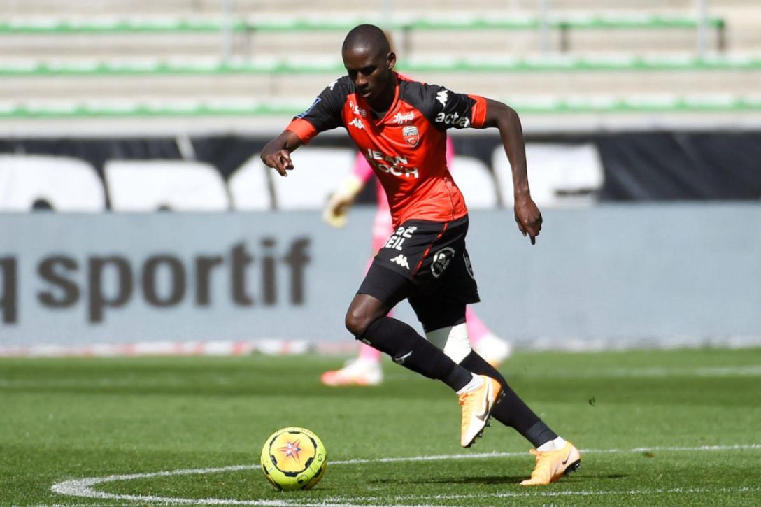 El Almería mira a Francia y se interesa en el 'nuevo Mendy'