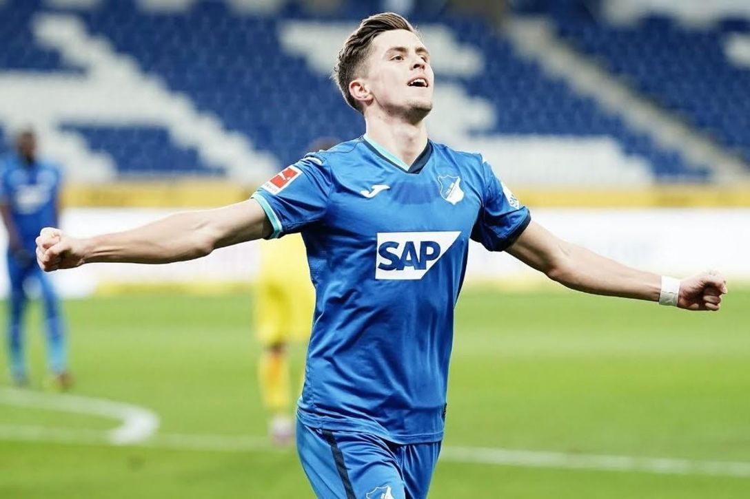 Meten al Sevilla en la pelea por otro centrocampista Top