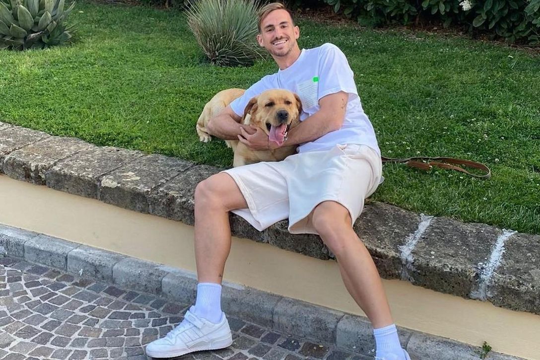 Fabián alimenta en Sevilla el morbo de su regreso