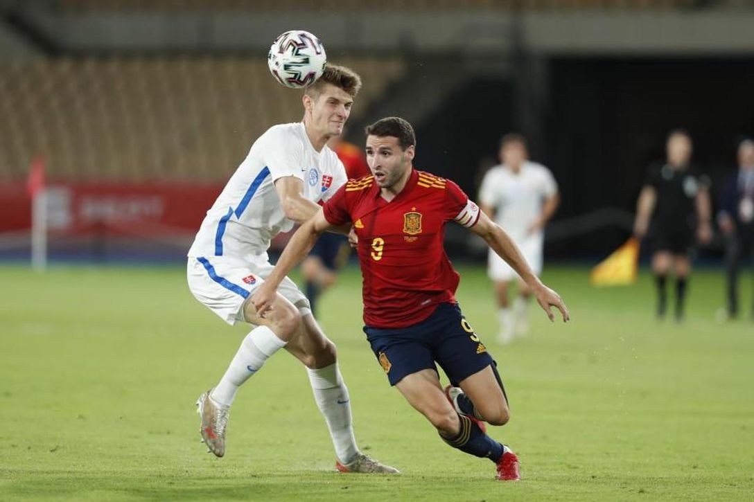 Ofrecido al Cádiz en enero, el Valencia lo quiere en verano