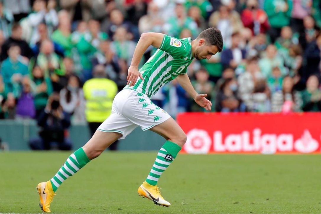 El futuro de Raúl García no parece estar en el Betis