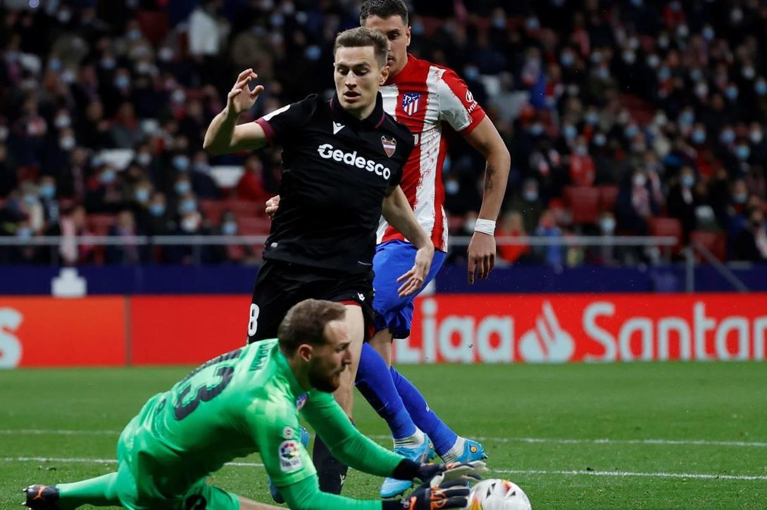 La barrera que alarga el fichaje del deseado Jorge de Frutos y las cifras por las que intentan cerrar su traspaso