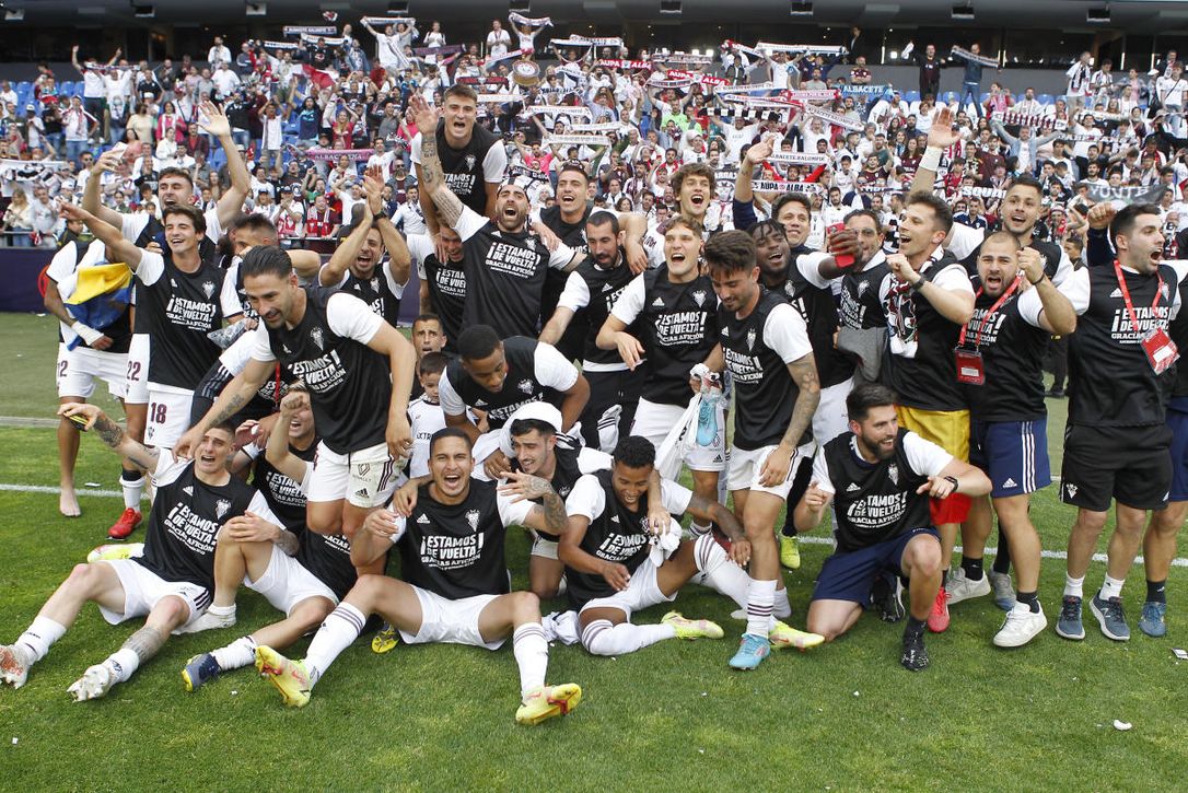 El Betis lo tuvo en cartera para su filial, acaba de volver a Segunda y ya se lo rifan otros tres 'grandes' de LaLiga