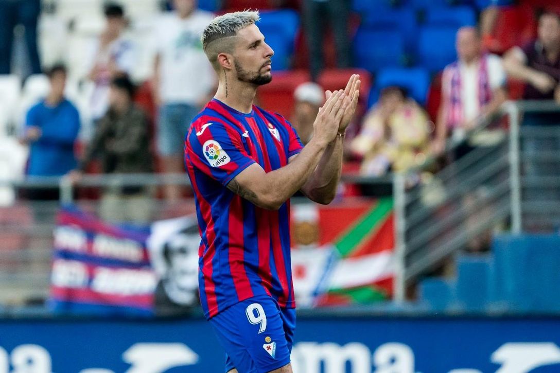 Manolo Gaspar encuentra a su delantero ideal