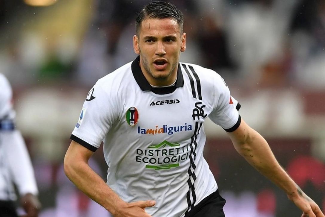 El Elche ya piensa en el recambio de Lucas Boyé, por si sale al Sevilla