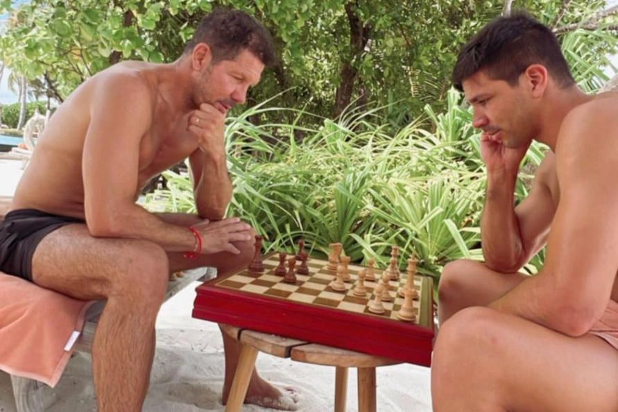 Simeone, en el nombre del padre: "Me gusta mucho el Sevilla, me encanta desde siempre"