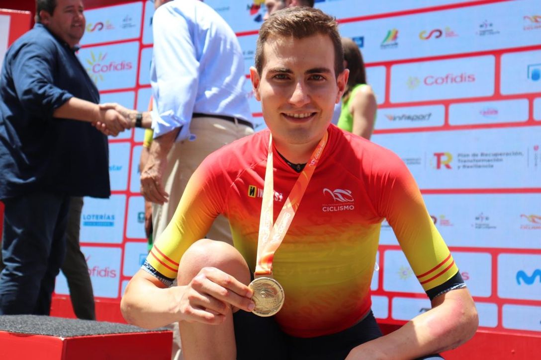 El granadino Carlos Rodríguez se exhibe para proclamarse campeón de España