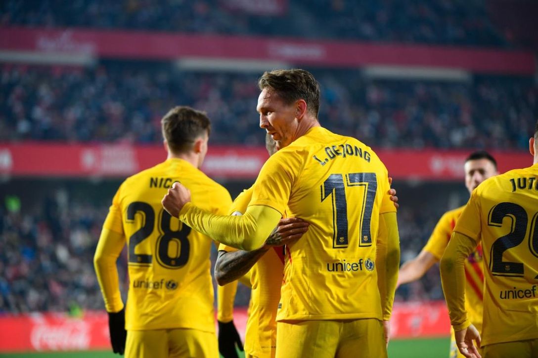 Van Nistelrooy quiere a De Jong bajo sus órdenes en la concentración de Alemania