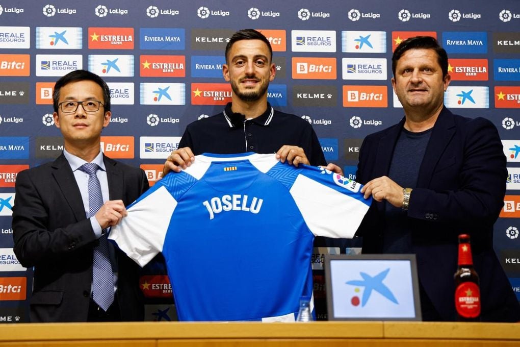 Joselu explica por qué se decantó por la oferta del Espanyol y por qué Lopetegui quiso ficharlo para el Sevilla