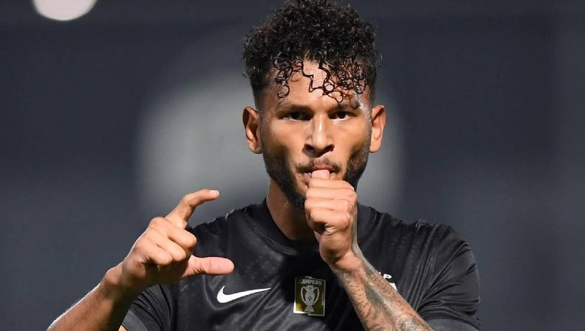 Luis Suárez consolida su fichaje