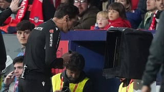 El árbitro del derbi vasco: cuatro años sin ganar la Real Sociedad, cuatro años sin perder el Athletic