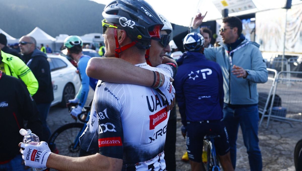 El ninguneo a Juan Ayuso en el Giro ya es oficial