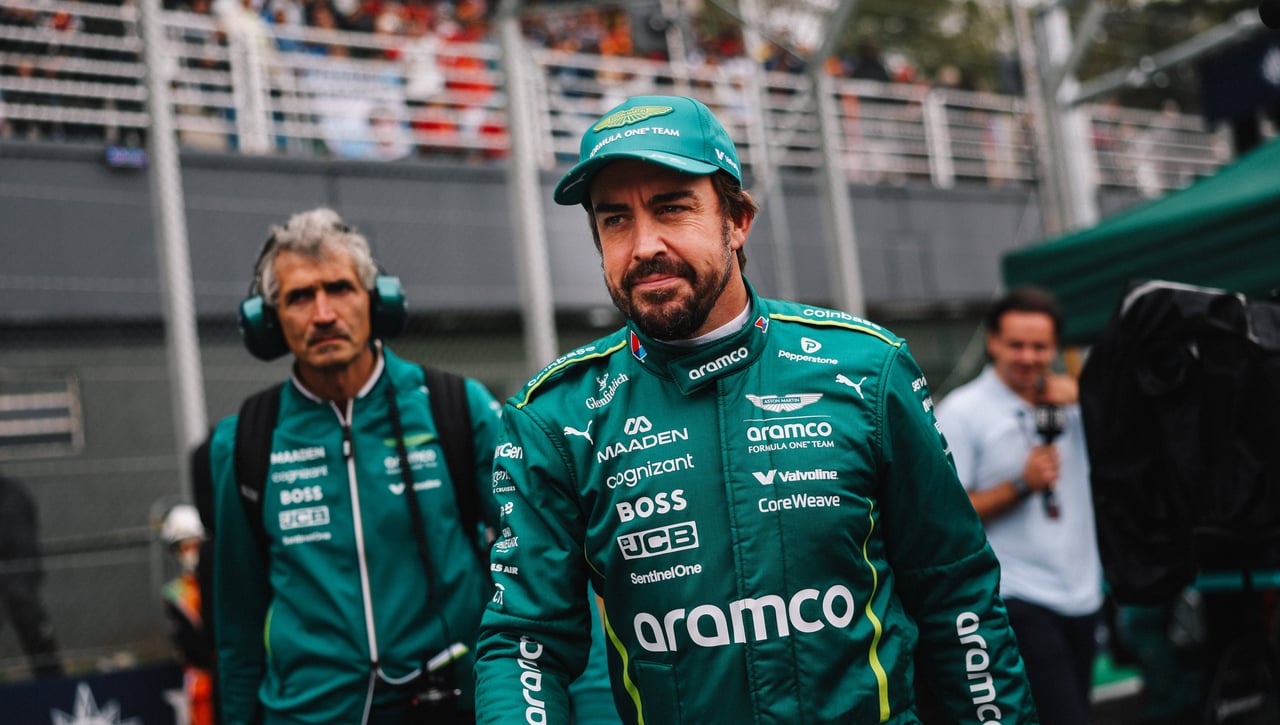 Aston Martin pone límites a Fernando Alonso y censura sus mensajes