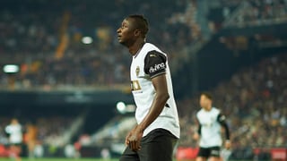 Una cita bíblica y cazadores africanos con arcos: el enigmático mensaje de Umar Sadiq tras debutar con el Valencia