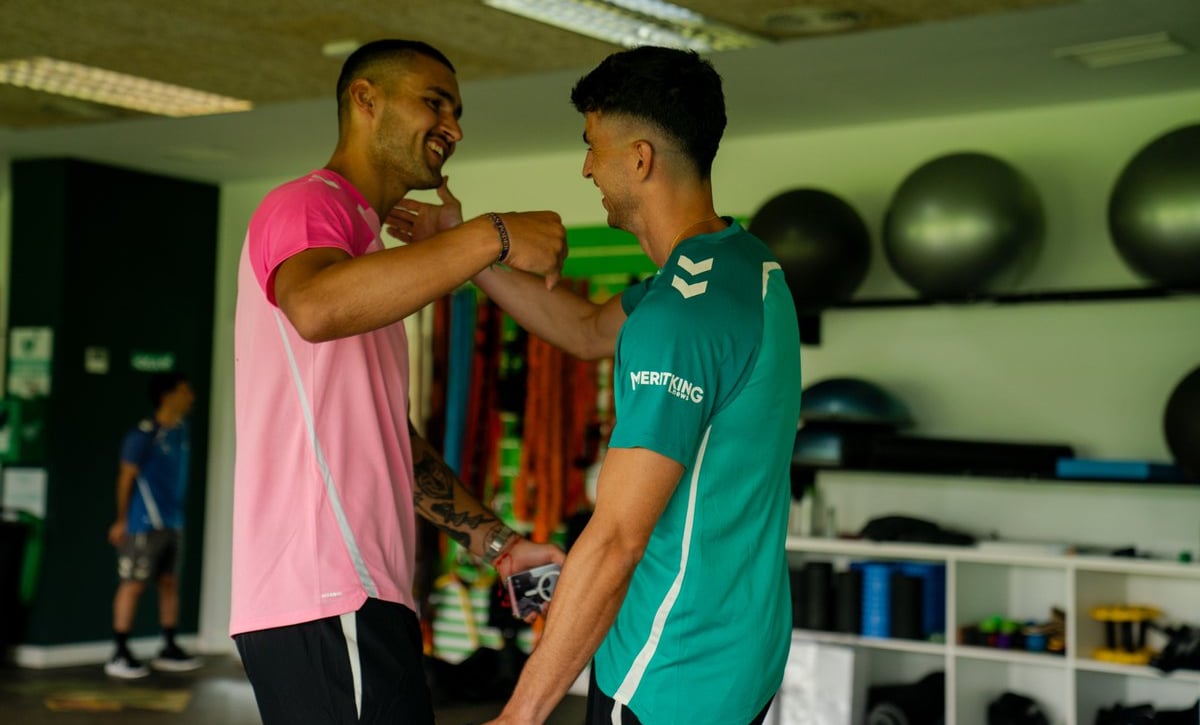 Bajas importantes en la expedición del Betis para el primer stage