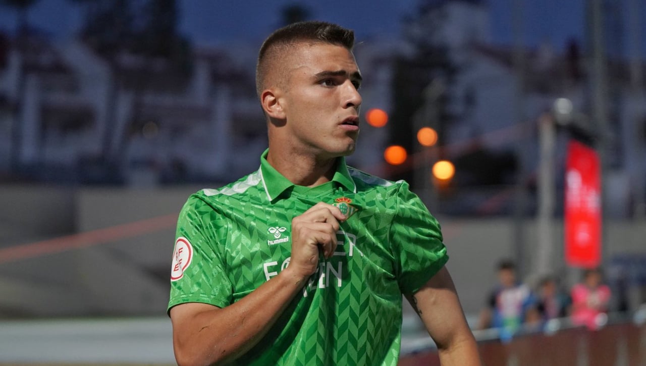 Pablo García, un caso prácticamente calcado al de Isaac Romero, pero en verdiblanco